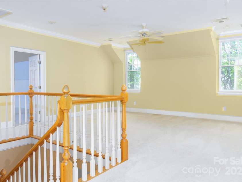 19113 Southport Drive, Cornelius, NC 28031.  MLS# CAR4242642, YatesRealty ID 23990. Extra Large Loft Area Upstairs
