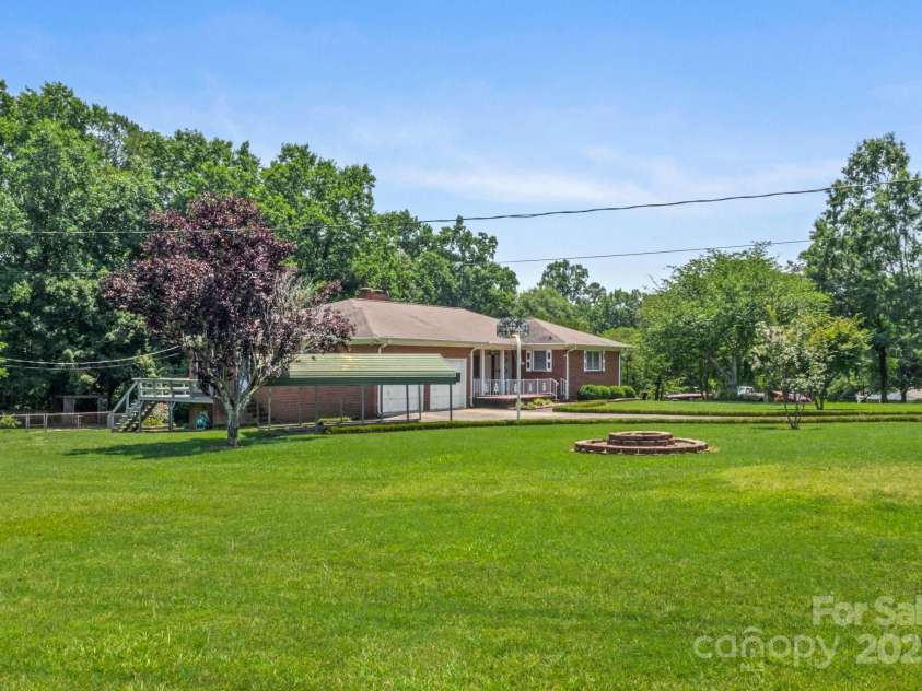 128 Howie Street, Mount Holly, NC 28120.  MLS# CAR4272463, YatesRealty ID 23991. 