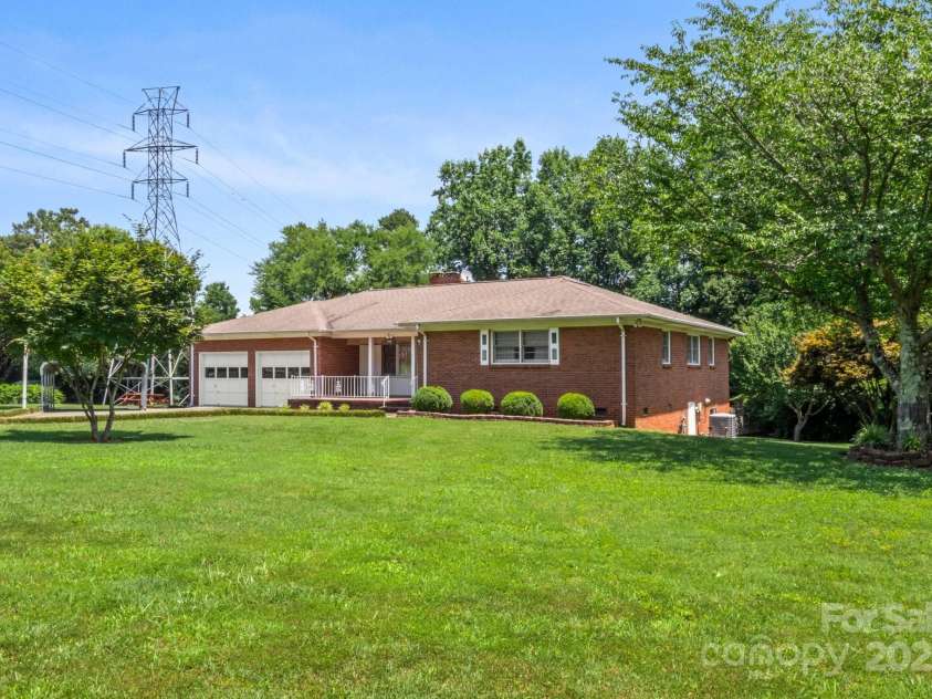 128 Howie Street, Mount Holly, NC 28120.  MLS# CAR4272463, YatesRealty ID 23991. 