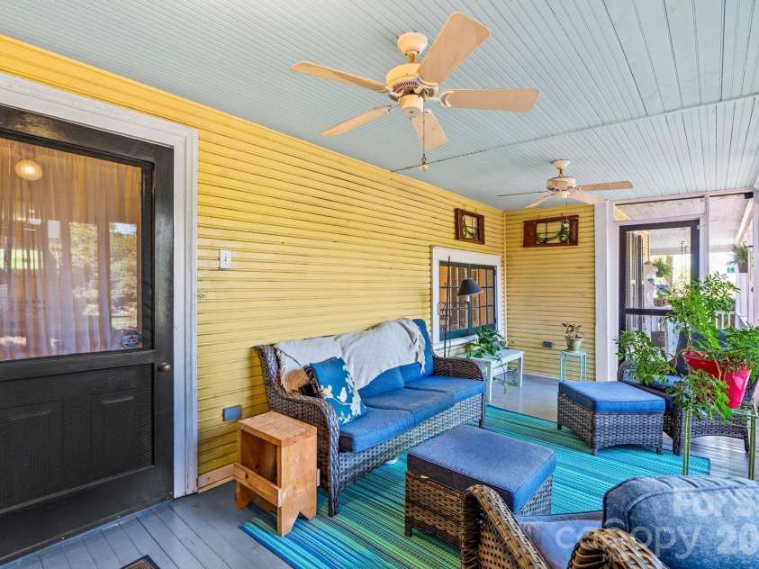 801 Fulton Street, Salisbury, NC 28144.  MLS# CAR4373956, YatesRealty ID 23991. 