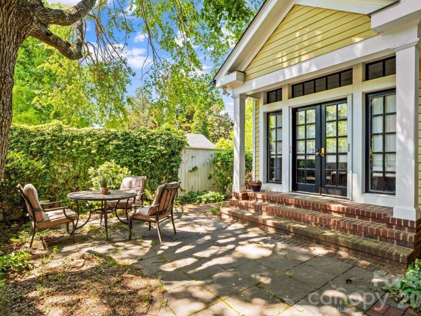 801 Fulton Street, Salisbury, NC 28144.  MLS# CAR4373956, YatesRealty ID 23991. 
