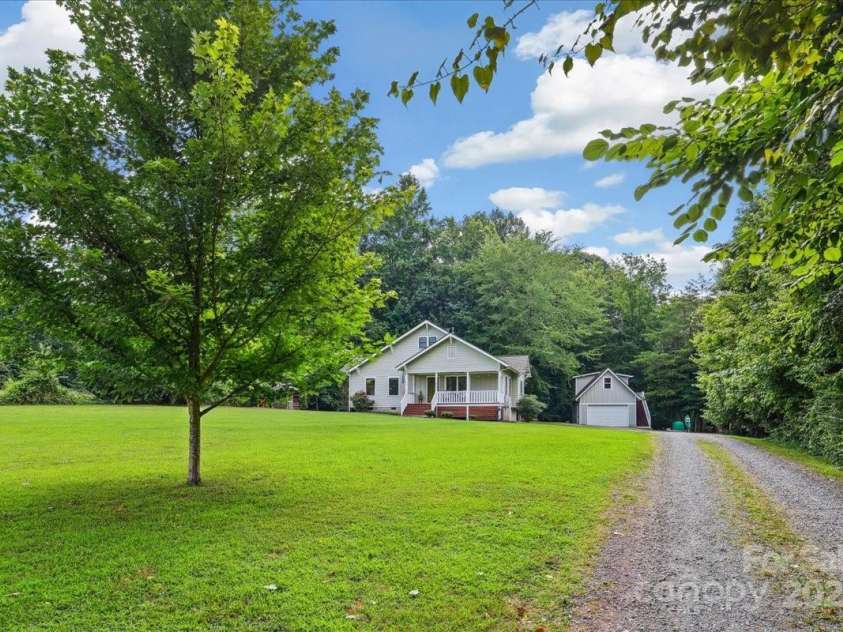275 Haynes Drive, Salisbury, NC 28146.  MLS# CAR4277763, YatesRealty ID 23992. 