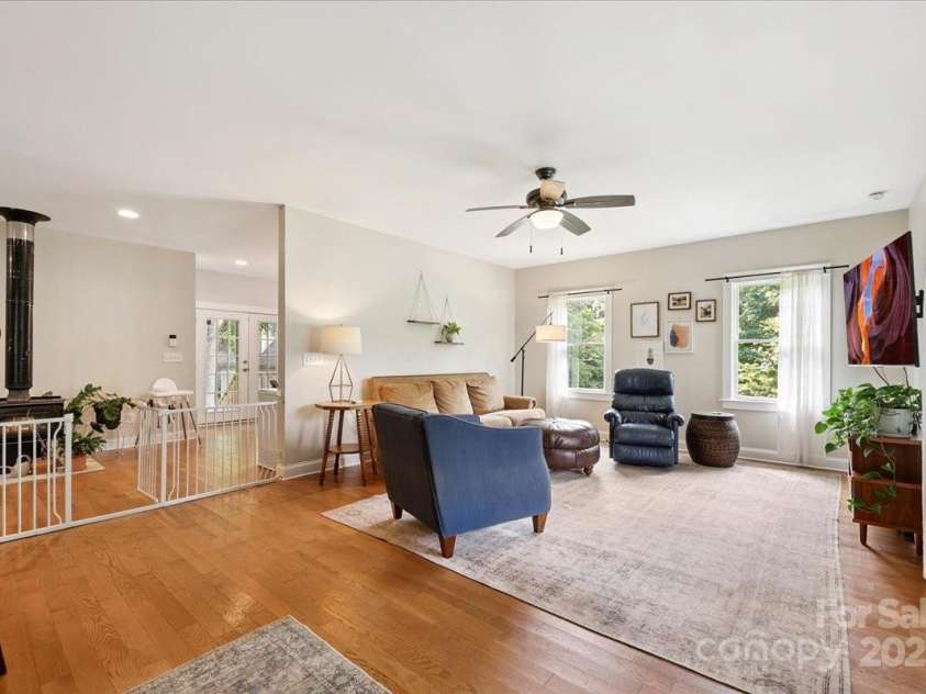 275 Haynes Drive, Salisbury, NC 28146.  MLS# CAR4277763, YatesRealty ID 23992. 