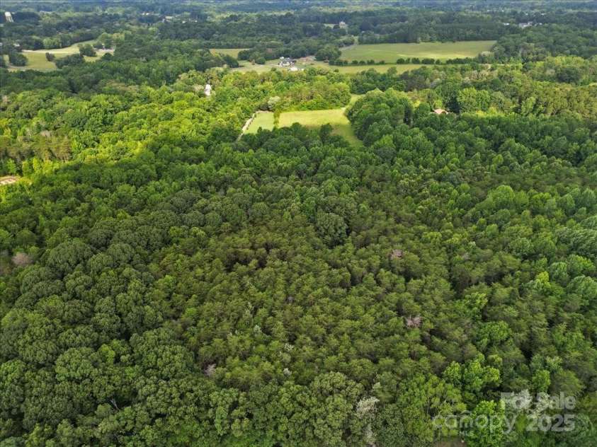 275 Haynes Drive, Salisbury, NC 28146.  MLS# CAR4277763, YatesRealty ID 23992. 