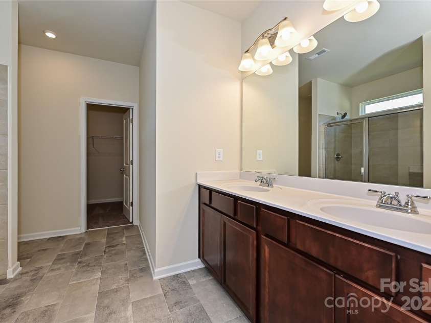 2206 Catawba Trace Drive, Catawba, NC 28609.  MLS# CAR4252963, YatesRealty ID 23993. 