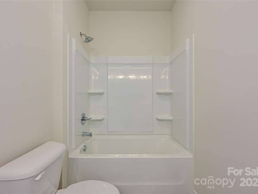 2206 Catawba Trace Drive, Catawba, NC 28609.  MLS# CAR4252963, YatesRealty ID 23993. 