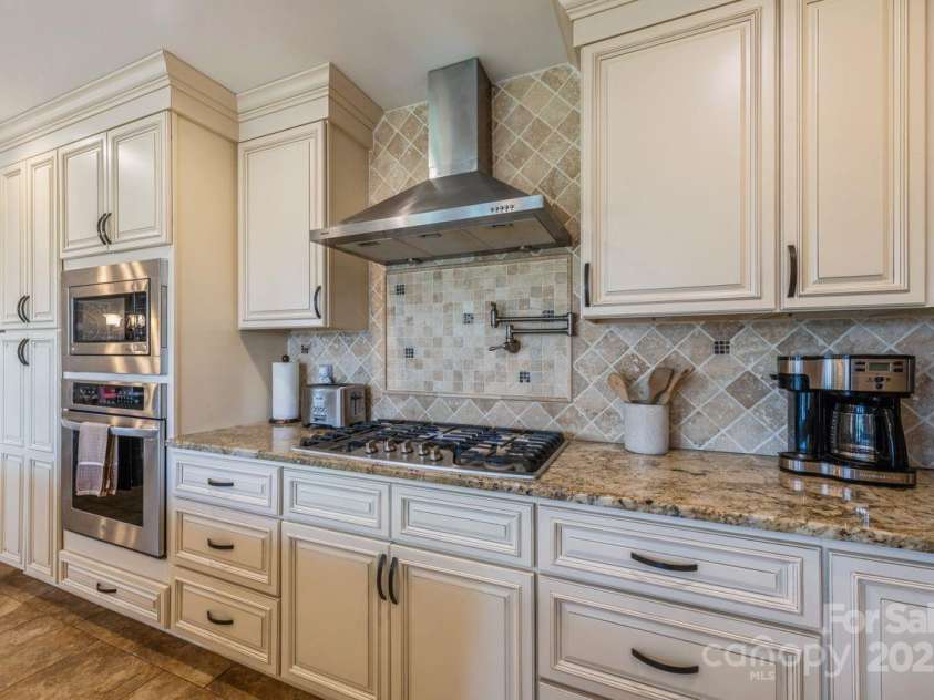 8520 Wright Road, Kannapolis, NC 28081.  MLS# CAR4256956, YatesRealty ID 23994. 