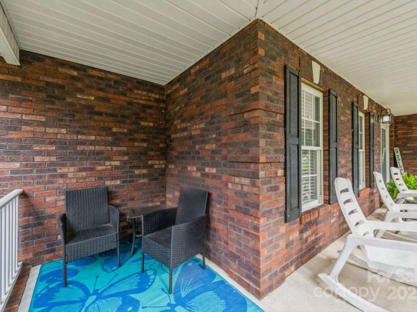 8520 Wright Road, Kannapolis, NC 28081.  MLS# CAR4256956, YatesRealty ID 23994. 