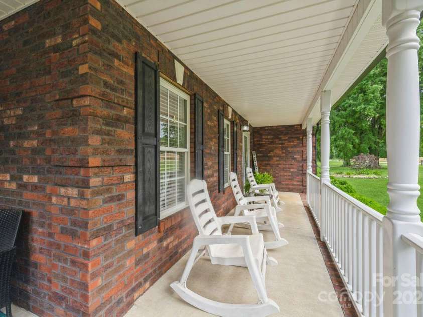 8520 Wright Road, Kannapolis, NC 28081.  MLS# CAR4256956, YatesRealty ID 23994. 