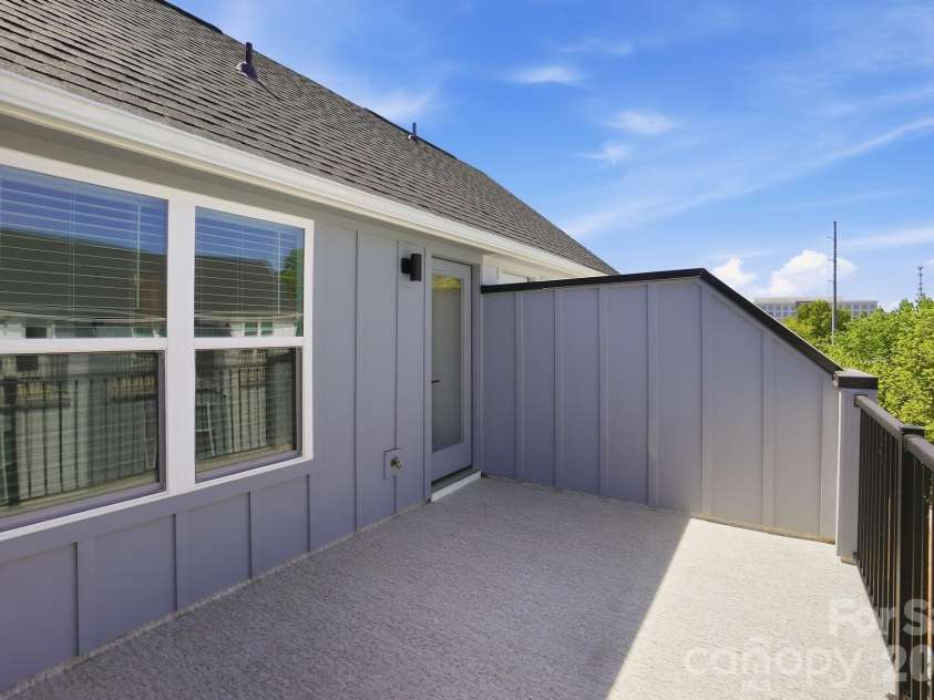 1135 Kokomo Lane, Charlotte, NC 28206.  MLS# CAR4377217, YatesRealty ID 23995. Private Rooftop Terrace