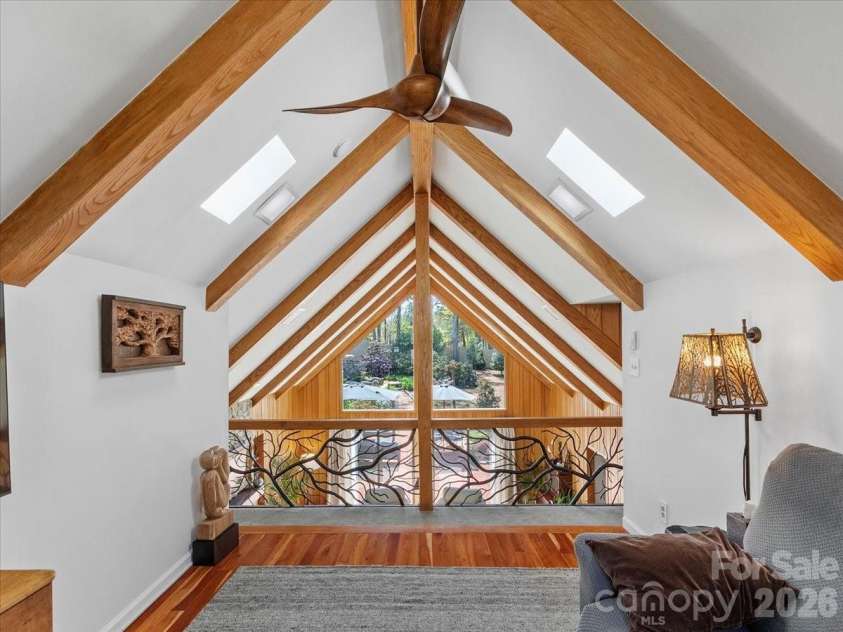 68 Acorn Road, Asheville, NC 28804.  MLS# CAR4372514, YatesRealty ID 23996. Loft