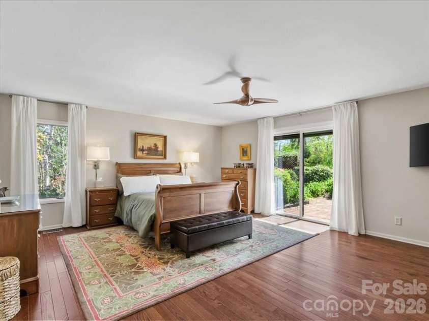 68 Acorn Road, Asheville, NC 28804.  MLS# CAR4372514, YatesRealty ID 23996. Primary BR