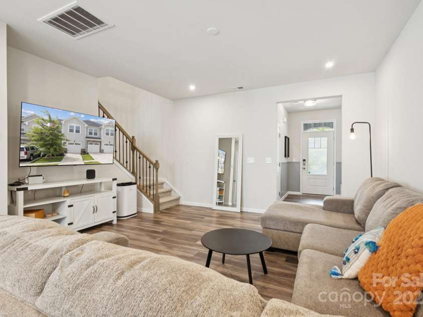 13323 Savaine Street, Charlotte, NC 28278.  MLS# CAR4275113, YatesRealty ID 23998. 