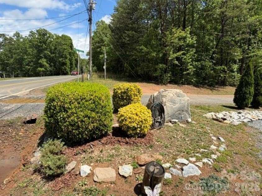 744 Deer Park Road, Nebo, NC 28761.  MLS# CAR4378826, YatesRealty ID 23998. 