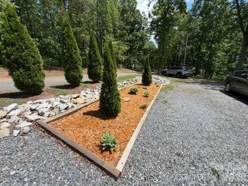 744 Deer Park Road, Nebo, NC 28761.  MLS# CAR4378826, YatesRealty ID 23998. 