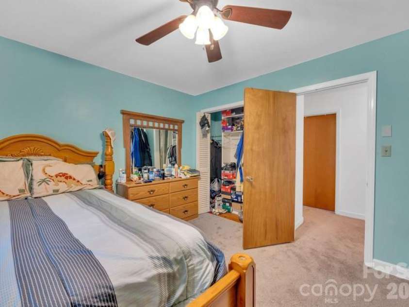 201 Bayberry Drive, Salisbury, NC 28147.  MLS# CAR4298918, YatesRealty ID 24. Bed 2
