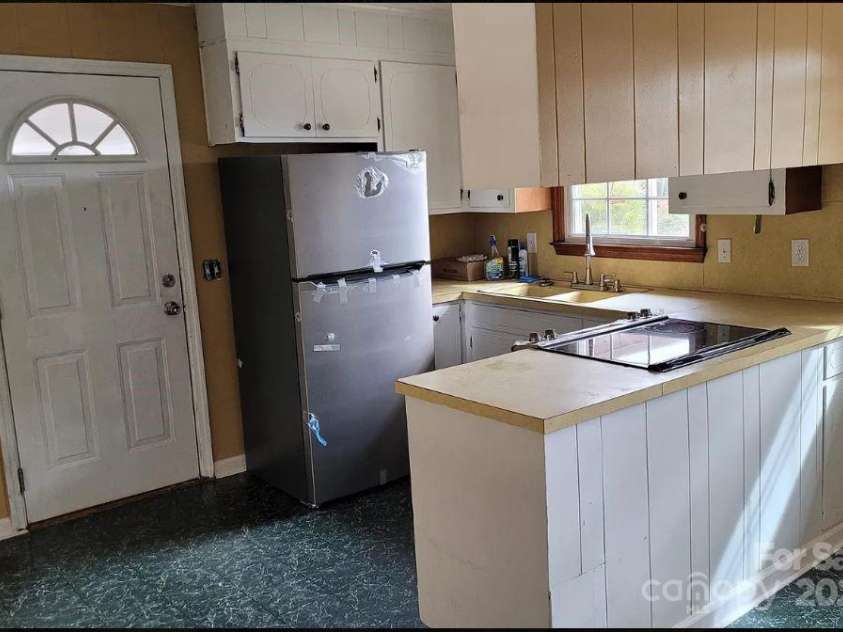 275 Ned Williams Road, Kershaw, SC 29067.  MLS# CAR4240472, YatesRealty ID 240. 