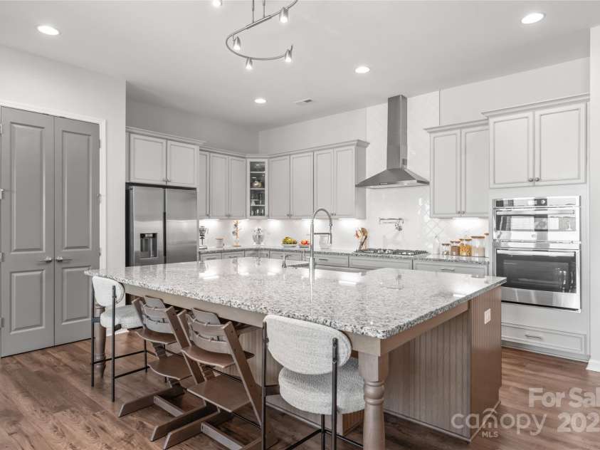 134 Winterberry Street, Mooresville, NC 28117.  MLS# CAR4304361, YatesRealty ID 2400. 