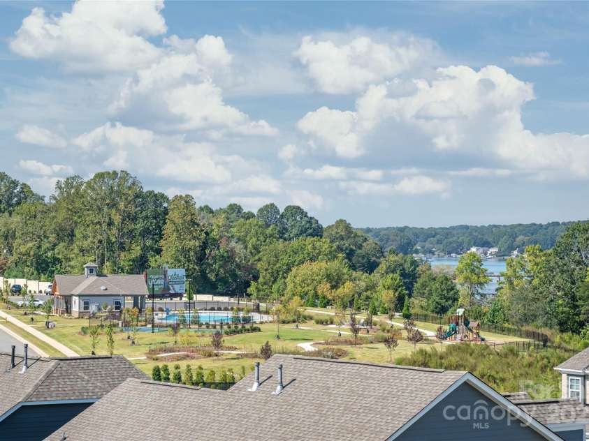 134 Winterberry Street, Mooresville, NC 28117.  MLS# CAR4304361, YatesRealty ID 2400. 