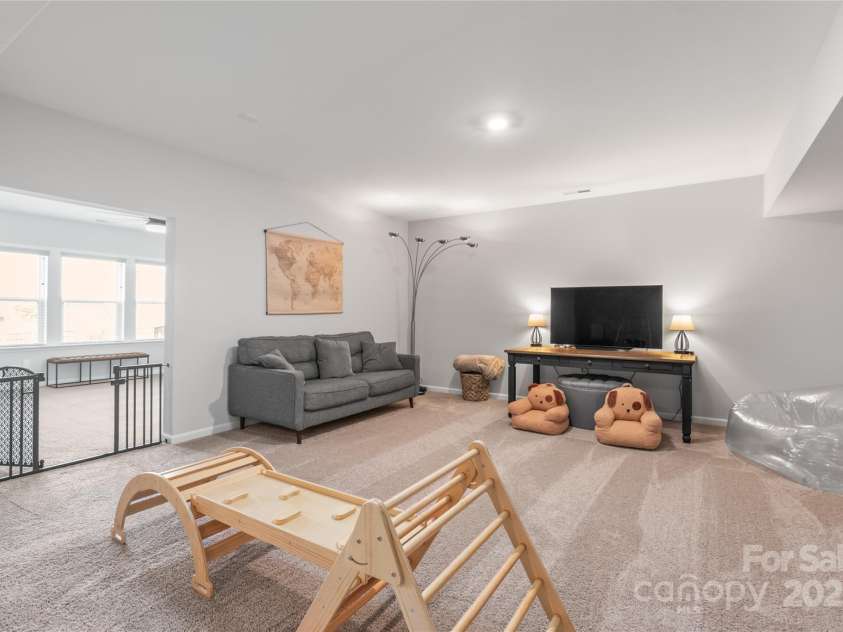 134 Winterberry Street, Mooresville, NC 28117.  MLS# CAR4304361, YatesRealty ID 2400. 