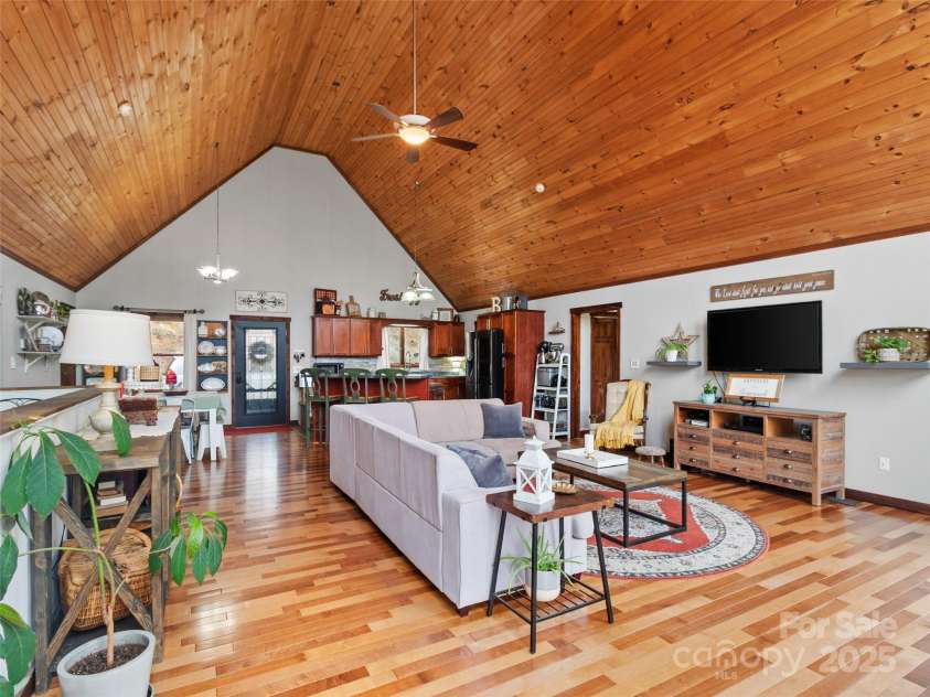 83 Roland Street, Burnsville, NC 28714.  MLS# CAR4228436, YatesRealty ID 2400. 