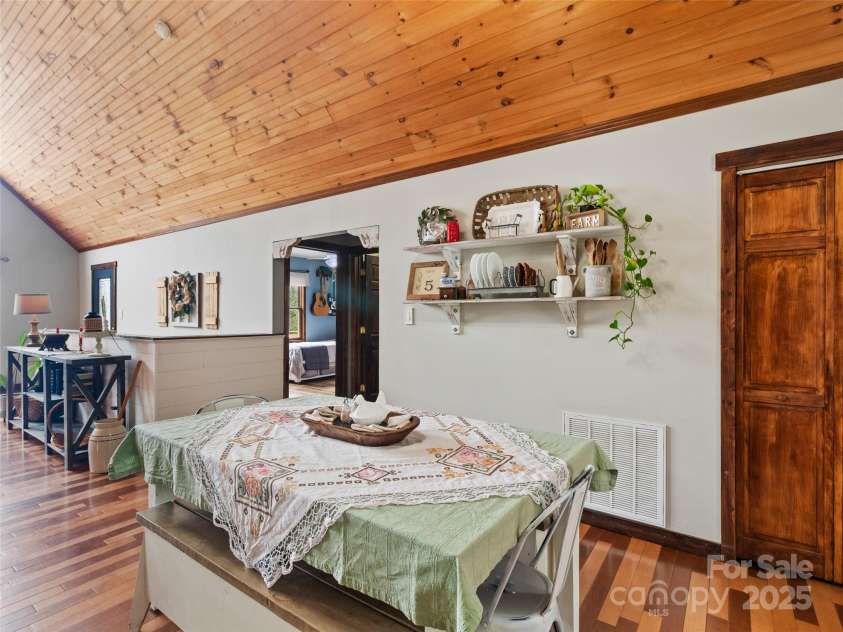 83 Roland Street, Burnsville, NC 28714.  MLS# CAR4228436, YatesRealty ID 2400. 