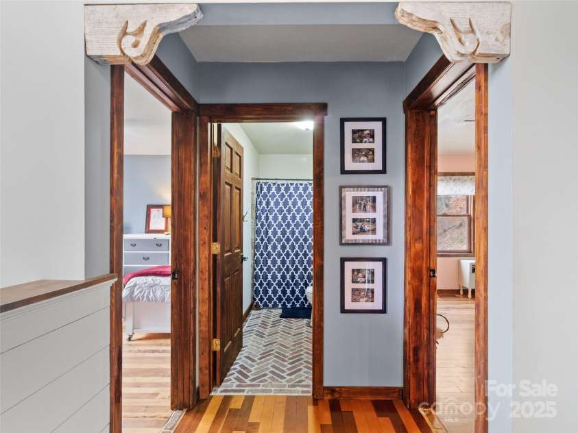 83 Roland Street, Burnsville, NC 28714.  MLS# CAR4228436, YatesRealty ID 2400. 