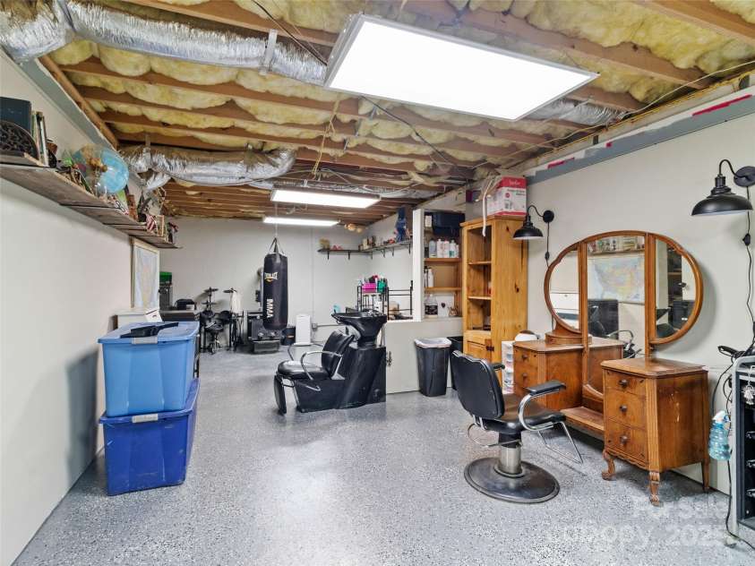 83 Roland Street, Burnsville, NC 28714.  MLS# CAR4228436, YatesRealty ID 2400. 