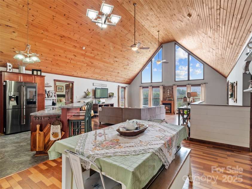 83 Roland Street, Burnsville, NC 28714.  MLS# CAR4228436, YatesRealty ID 2400. Dining area