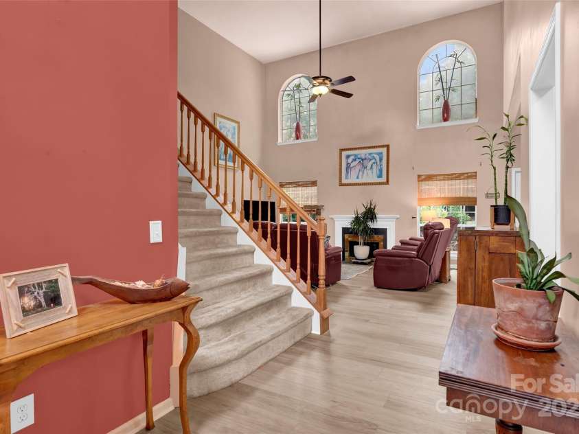 131 Stone Ridge Lane, Mooresville, NC 28117.  MLS# CAR4277640, YatesRealty ID 24001. Foyer