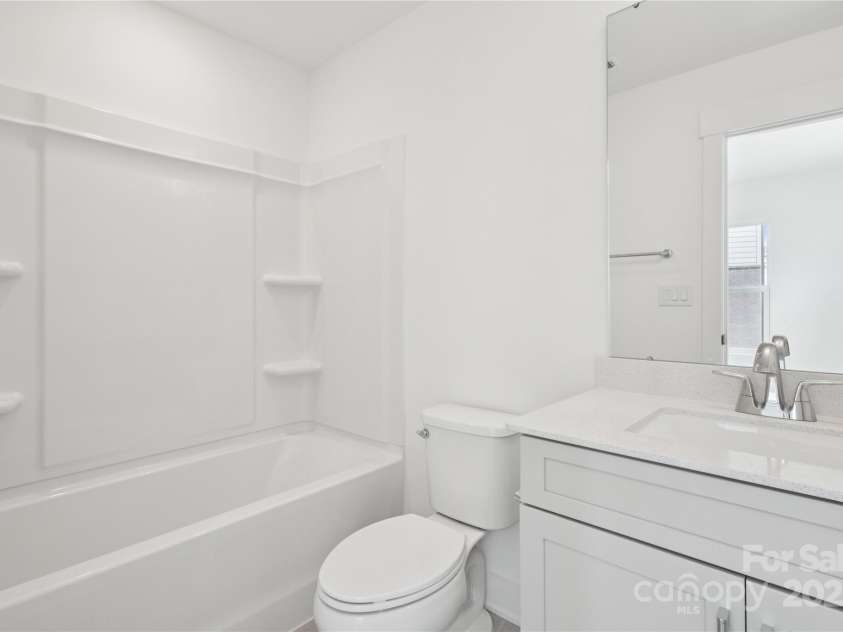 6005 Countess Drive, Charlotte, NC 28217.  MLS# CAR4249197, YatesRealty ID 24002. 