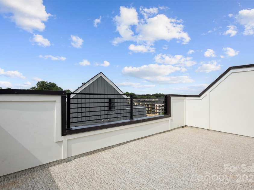 6005 Countess Drive, Charlotte, NC 28217.  MLS# CAR4249197, YatesRealty ID 24002. Rooftop Terrace