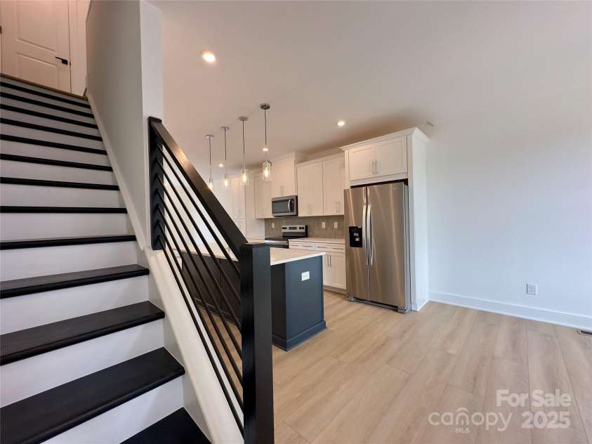 6013 Countess Drive, Charlotte, NC 28217.  MLS# CAR4265938, YatesRealty ID 24003. 