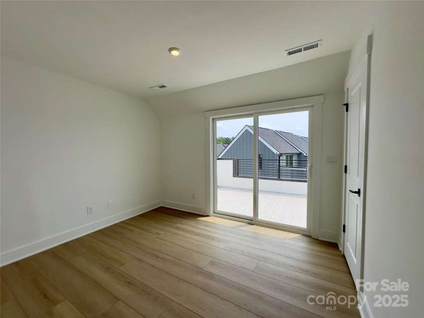 6013 Countess Drive, Charlotte, NC 28217.  MLS# CAR4265938, YatesRealty ID 24003. Third Bedroom