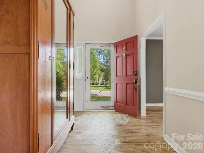 9437 Fairmead Drive, Charlotte, NC 28269.  MLS# CAR4368697, YatesRealty ID 24004. 