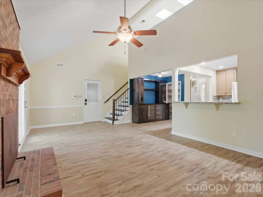 9437 Fairmead Drive, Charlotte, NC 28269.  MLS# CAR4368697, YatesRealty ID 24004. 