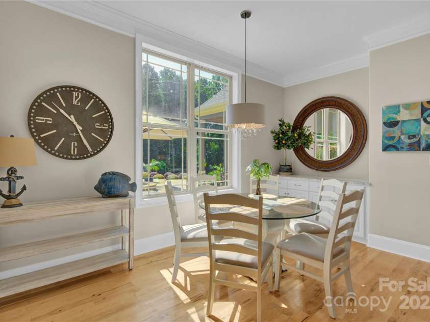 141 Castle Drive, Mooresville, NC 28117.  MLS# CAR4271681, YatesRealty ID 24005. 