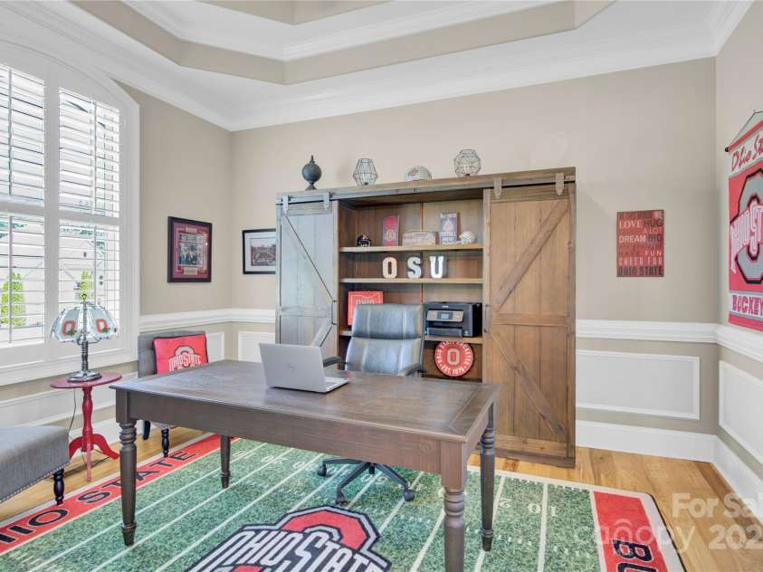 141 Castle Drive, Mooresville, NC 28117.  MLS# CAR4271681, YatesRealty ID 24005. 