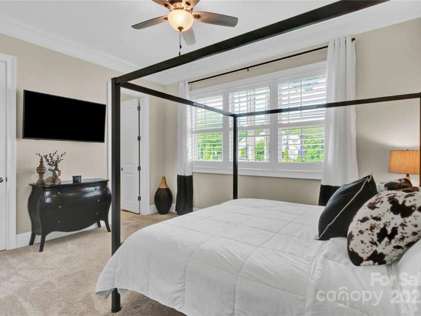 141 Castle Drive, Mooresville, NC 28117.  MLS# CAR4271681, YatesRealty ID 24005. 