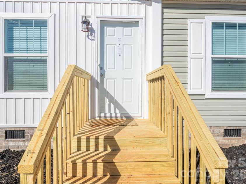 808 Eagleview Lane, Lawndale, NC 28090.  MLS# CAR4359481, YatesRealty ID 24005. Exterior