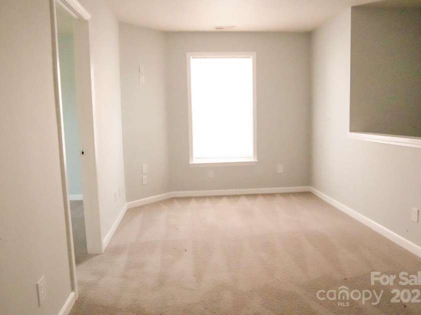 7619 Monarch Birch Lane, Charlotte, NC 28215.  MLS# CAR4273922, YatesRealty ID 24006. Bonus Loft Space