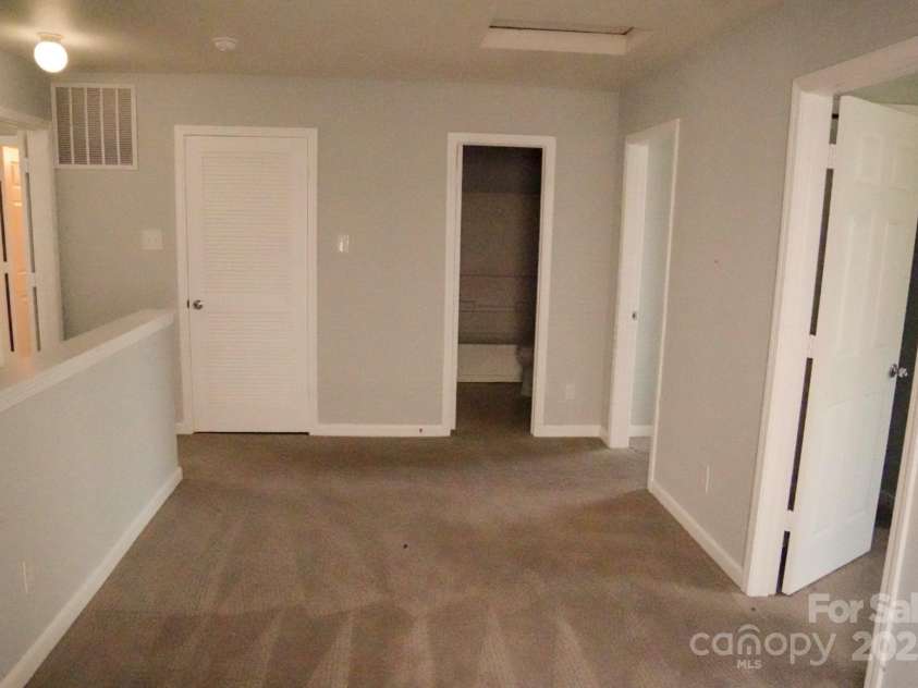 7619 Monarch Birch Lane, Charlotte, NC 28215.  MLS# CAR4273922, YatesRealty ID 24006. Bonus Loft Space