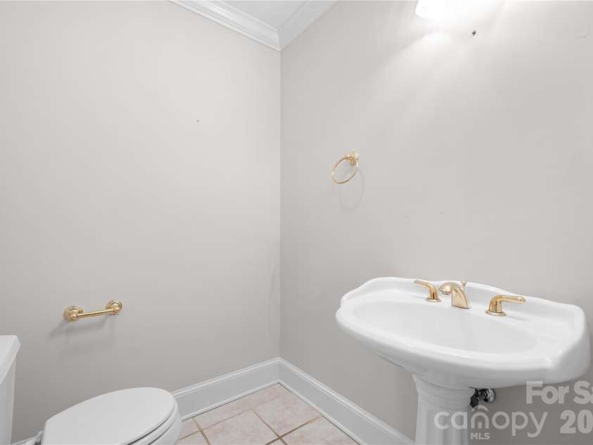 2201 Teague Town Road, Taylorsville, NC 28681.  MLS# CAR4383390, YatesRealty ID 24009. 