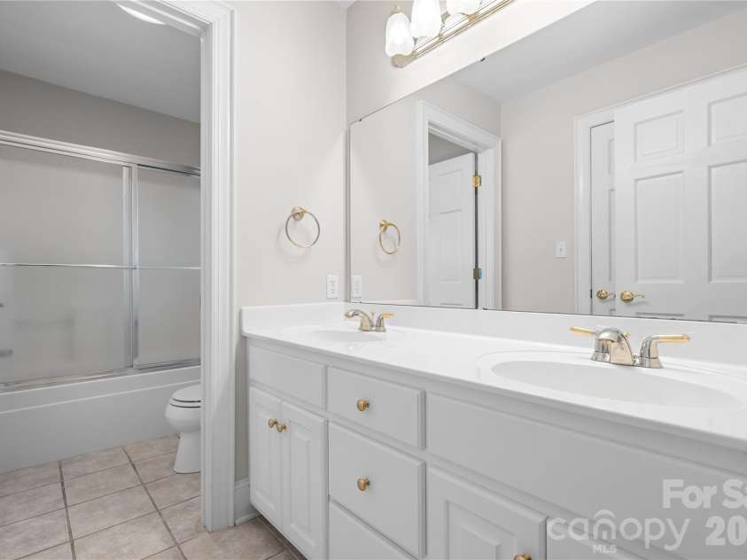 2201 Teague Town Road, Taylorsville, NC 28681.  MLS# CAR4383390, YatesRealty ID 24009. 