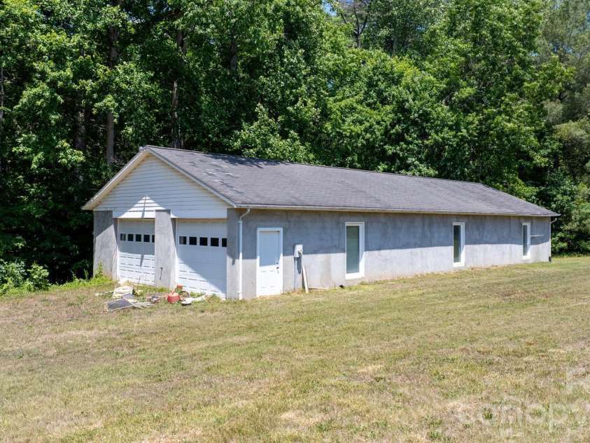 2201 Teague Town Road, Taylorsville, NC 28681.  MLS# CAR4383390, YatesRealty ID 24009. 
