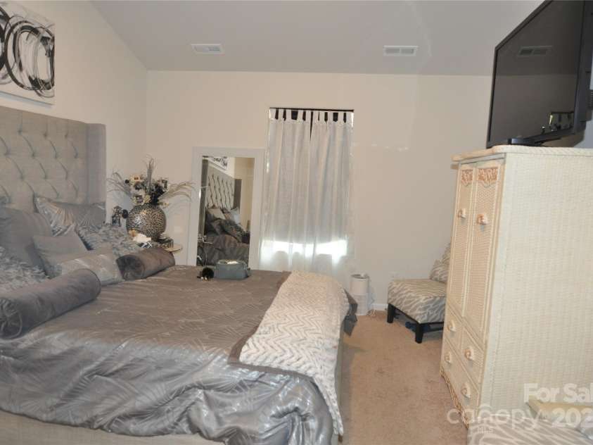 636 Lancelot Drive, Richburg, SC 29729.  MLS# CAR4275842, YatesRealty ID 24009. 