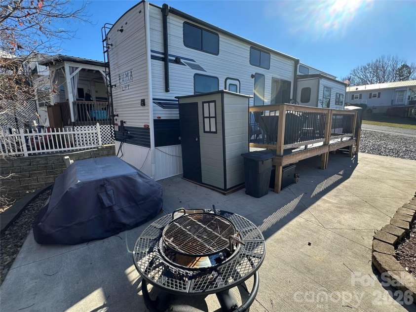 106 Eagle Drive, New London, NC 28127.  MLS# CAR4335882, YatesRealty ID 2401. 