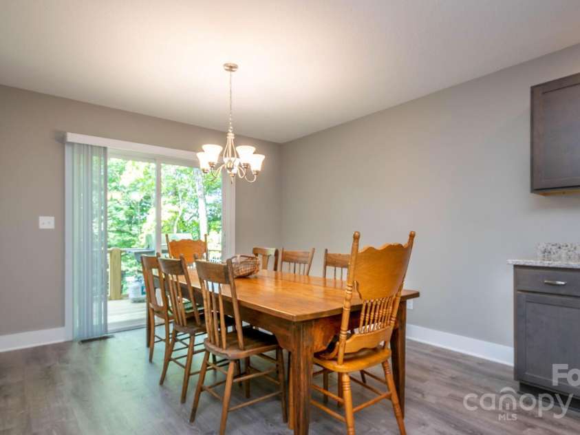 28 Arnie Drive, Etowah, NC 28729.  MLS# CAR4237201, YatesRealty ID 2401. 