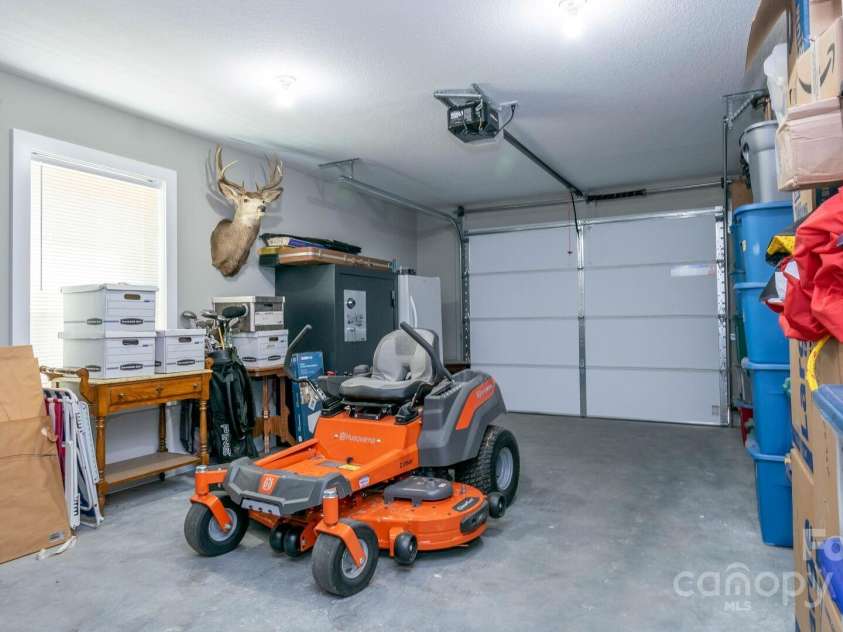 28 Arnie Drive, Etowah, NC 28729.  MLS# CAR4237201, YatesRealty ID 2401. 