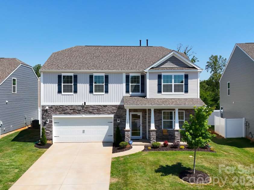 149 Giant Oak Avenue, Statesville, NC 28677.  MLS# CAR4383198, YatesRealty ID 24010. 